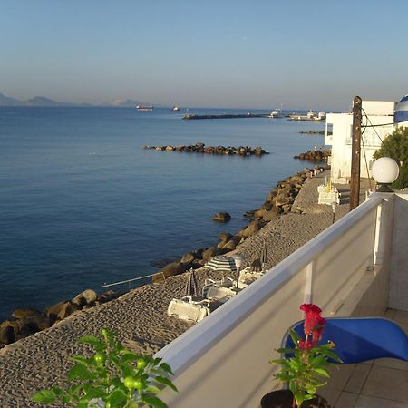 Ladikos Beach Hotel Kardamena  Bagian luar foto