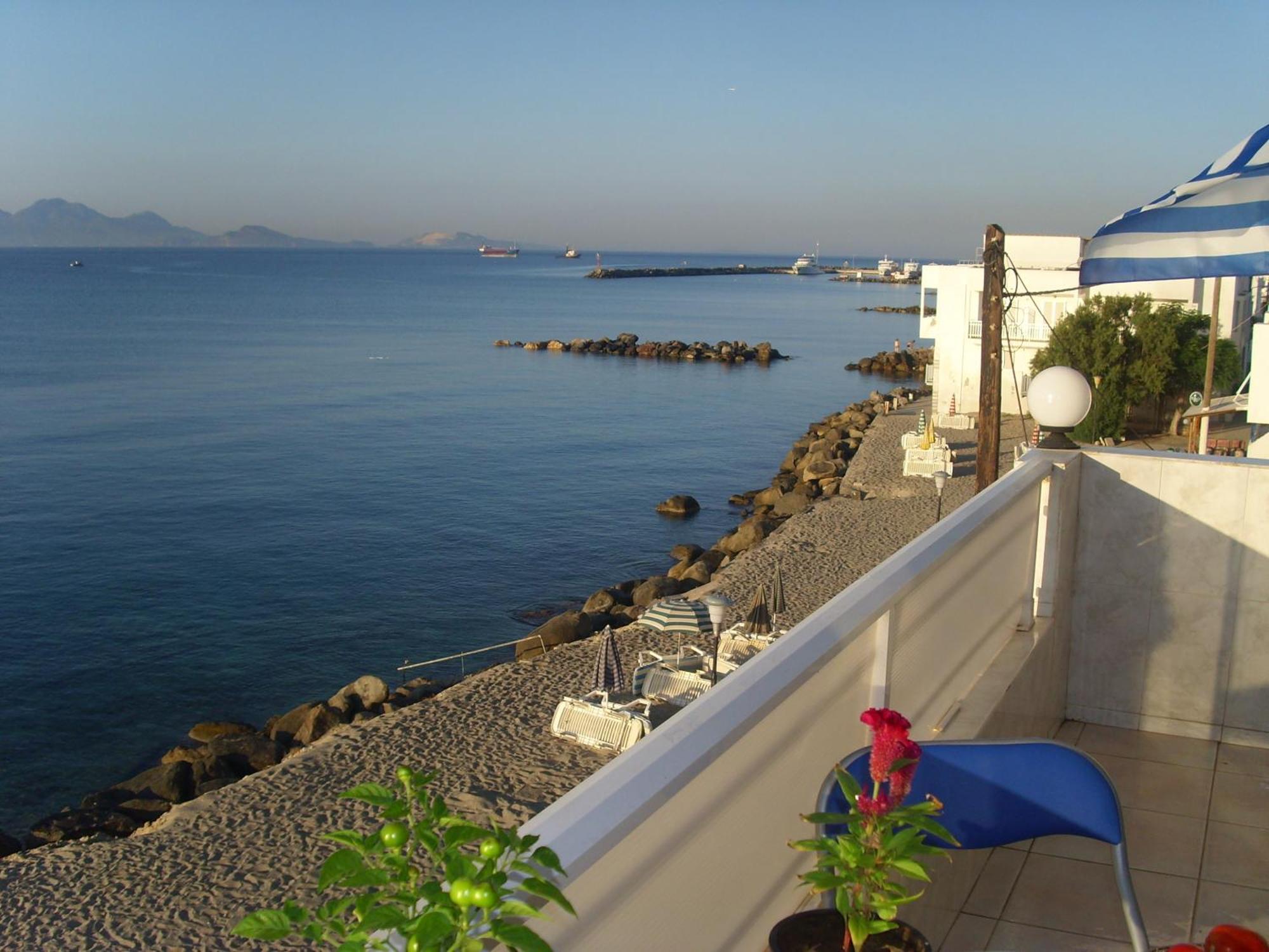 Ladikos Beach Hotel Kardamena  Bagian luar foto