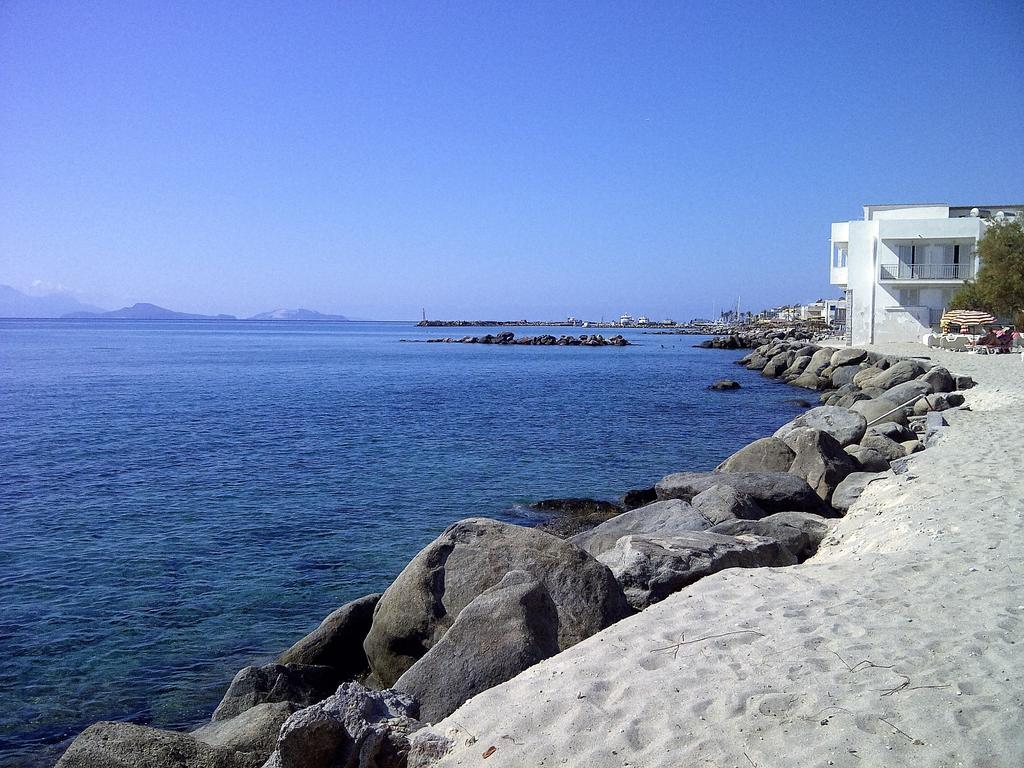 Ladikos Beach Hotel Kardamena  Bagian luar foto